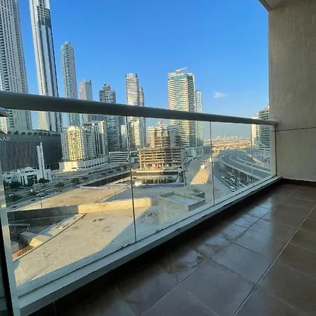 Studio Close To Burj Khalifa And Downtown Dubai Exterior photo