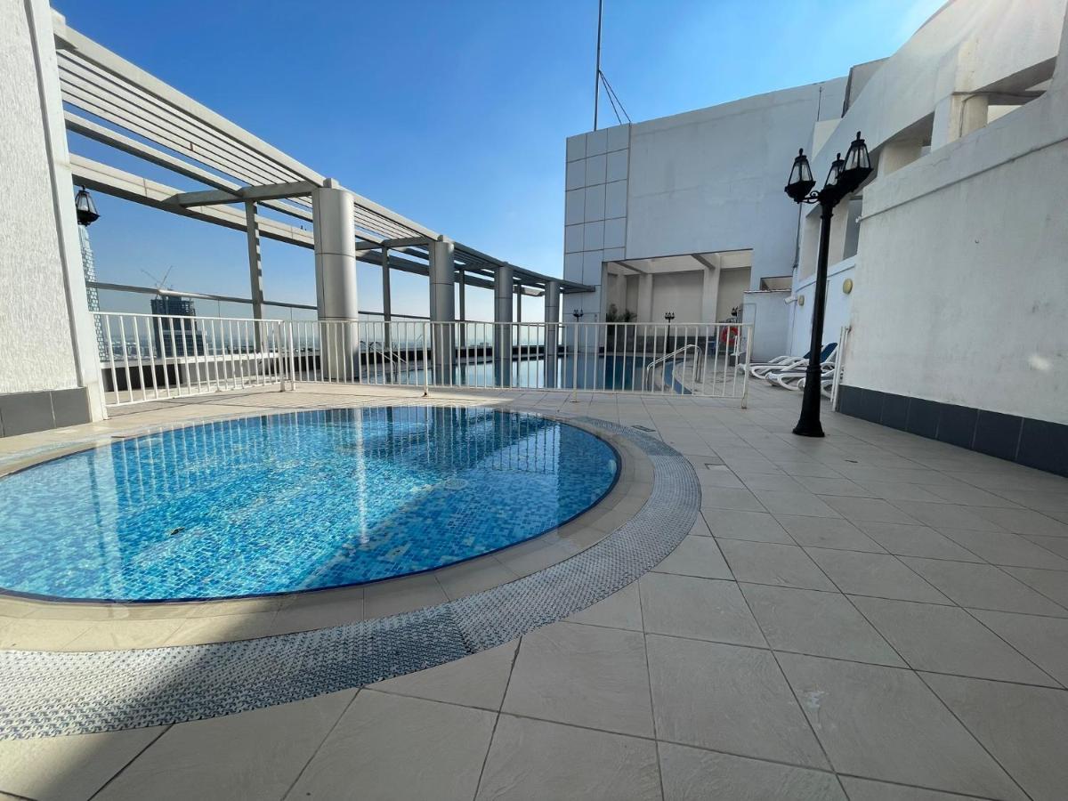 Close To Burj Khalifa And Downtown Апартаменты *