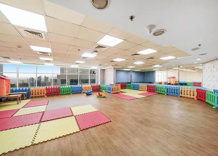 Studio Close To Burj Khalifa And Downtown Dubai
